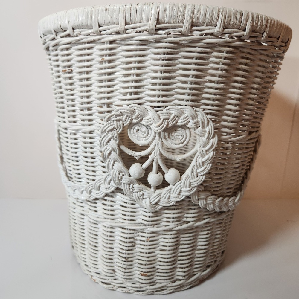 Vintage White Wicker Wastebasket Heart Detail Shabby Chic Cottagecore Trash Bin